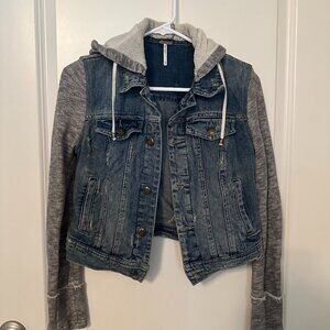 FREE PEOPLE - distressed denim jacket w/hoodie in XS